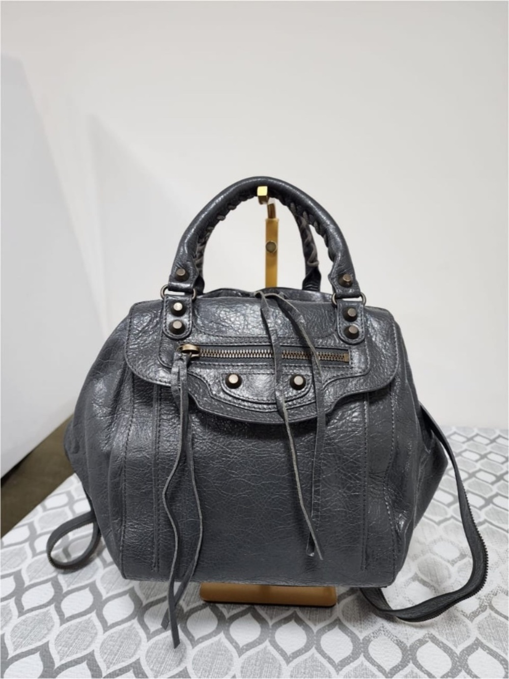 Authentic BALENCIAGA Agneau Classic Hardware Zip Traveler Backpack Grey